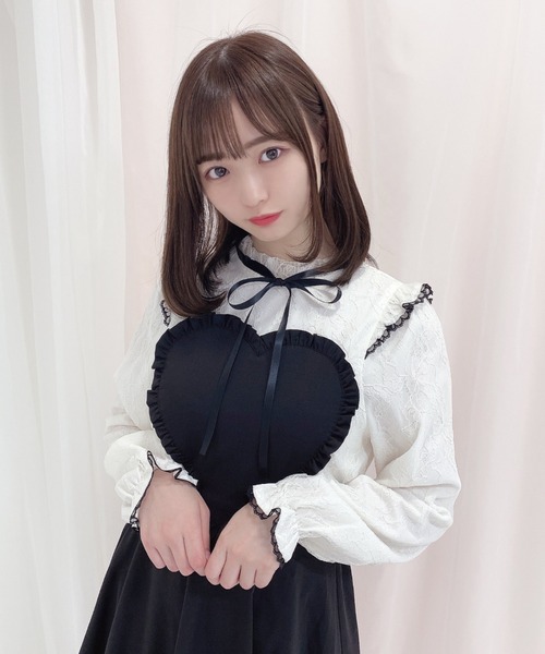 Honey Cinnamon レース配色ハートストライプワンピース ブラック レース配色ハートストライプワンピース – BUNNY APARTMENT