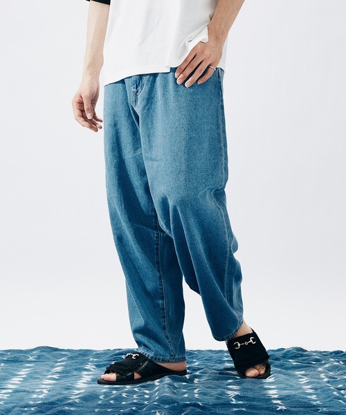 JOURNAL STANDARD(ジャーナルスタンダード)の「【21SS】【人気デニム殿堂入りベストセラー】バルーン デニム パンツ(デニムパンツ・メンズ・ブラック/ブルー/キナリ/コバルトブルー・SMALL/MEDIUM/LARGE/X-LARGE)」の4枚目の写真
