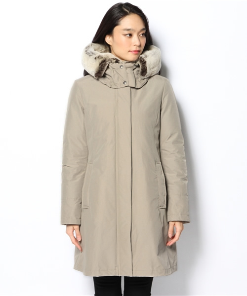WOOLRICH（ウールリッチ）の「WOOLRICH / BOW BRIDGE COAT（ダウン