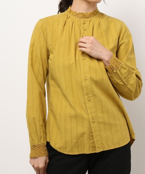 GRANDMA MAMA DAUGHTER（グランマママドーター）の「∴【GRANDMA MAMA DAUGHTER / グランママドーター】カラミドビーレースフリルシャツ TS2012481（シャツ/ブラウス・レディース・ブラック/イエロー・1/0）」の2枚目の写真