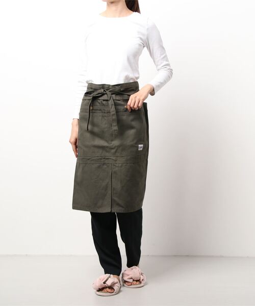 Lee(リー)の「Lee/リー ウエストマーク エプロン(エプロン・レディース・ブラック/ブラウン/アーミー/インディゴブルー/ブルー系その他・MEDIUM)」の3枚目の写真