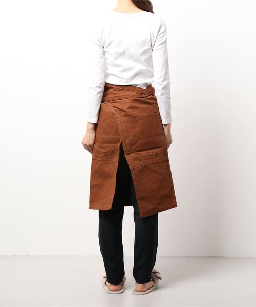 Lee(リー)の「Lee/リー ウエストマーク エプロン(エプロン・レディース・ブラック/ブラウン/アーミー/インディゴブルー/ブルー系その他・MEDIUM)」の7枚目の写真