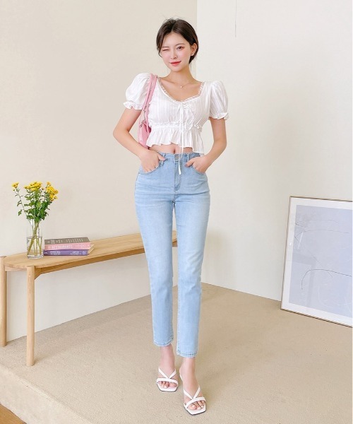 chuu（チュー）の「CHUU シャーリングブラウス（シャツ/ブラウス・レディース・アイボリー/ブラック・FREE）」の15枚目の写真