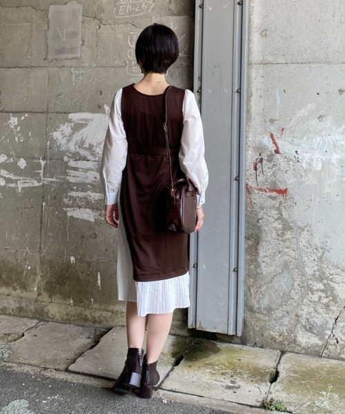 deux amour（ドゥーザムール）の「サイドプリーツドッキングワンピース（シャツワンピース・レディース・ブラック/ブラウン/カーキ・MEDIUM）」の13枚目の写真