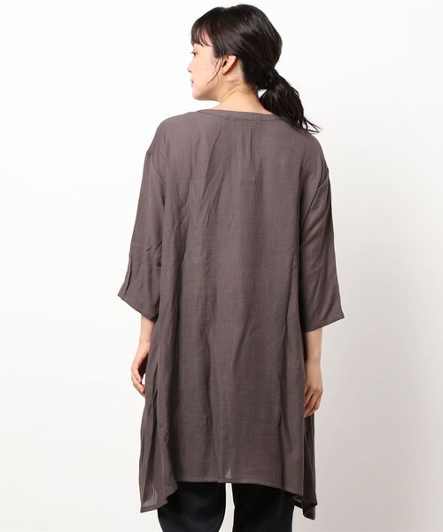 LBC（エルビーシー）の「RNワッシャーカフタンチュニック（チュニック・レディース・ブラック/チャコールグレー/ブルー・M）」の5枚目の写真