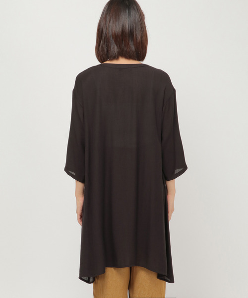 LBC（エルビーシー）の「RNワッシャーカフタンチュニック（チュニック・レディース・ブラック/チャコールグレー/ブルー・M）」の8枚目の写真
