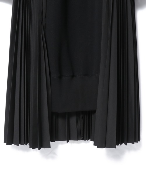 Sacai(サカイ)の「SACAI / ニットコンビプリーツワンピース(ワンピース・レディース・アイボリー/ブラック・1)」の4枚目の写真