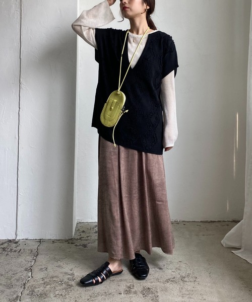 CAPRICIEUX LE'MAGE（カプリシューレマージュ）の「ダイヤフリンジベスト（ニット/セーター・レディース・ブラック/ライトベージュ・FREE）」の11枚目の写真