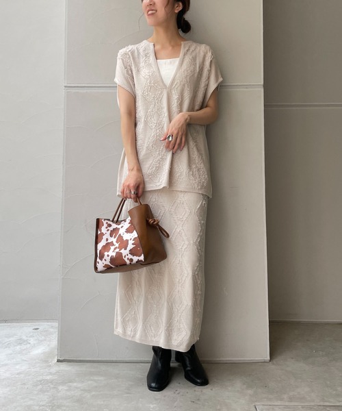 CAPRICIEUX LE'MAGE（カプリシューレマージュ）の「ダイヤフリンジベスト（ニット/セーター・レディース・ブラック/ライトベージュ・FREE）」の20枚目の写真