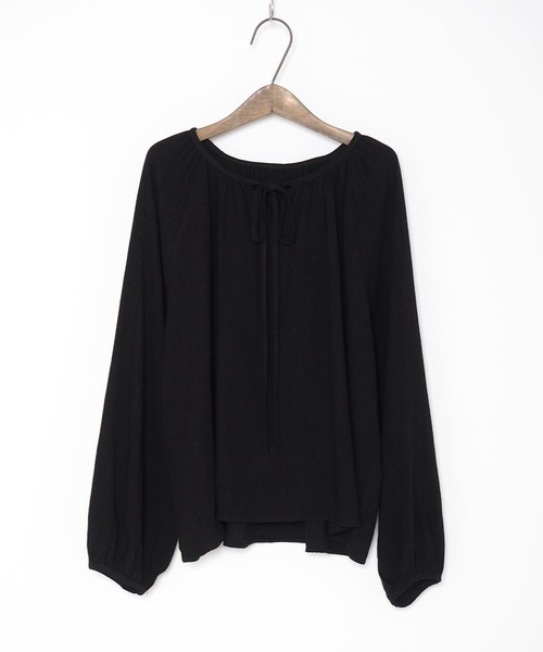 Crisp yours(クリスプユアーズ)の「リボンスモックブラウス(シャツ/ブラウス・レディース・ブラック/サーモンピンク・FREE)」の1枚目の写真