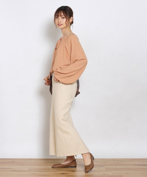 Crisp yours(クリスプユアーズ)の「リボンスモックブラウス(シャツ/ブラウス・レディース・ブラック/サーモンピンク・FREE)」の4枚目の写真