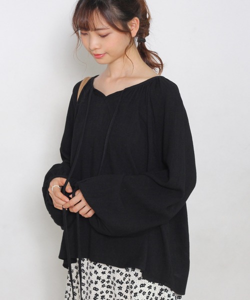 Crisp yours(クリスプユアーズ)の「リボンスモックブラウス(シャツ/ブラウス・レディース・ブラック/サーモンピンク・FREE)」の10枚目の写真