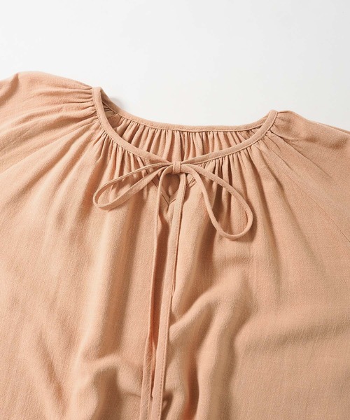Crisp yours(クリスプユアーズ)の「リボンスモックブラウス(シャツ/ブラウス・レディース・ブラック/サーモンピンク・FREE)」の22枚目の写真