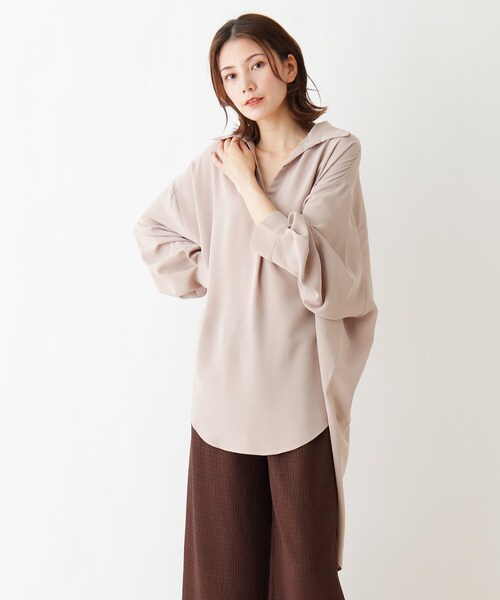 SHOO・LA・RUE（シューラルー）の「◆前後差ゆるスキッパーシャツ（シャツ/ブラウス・レディース・ブルー/ブラウン系/チャコールグレー/ベージュ・00）」の3枚目の写真