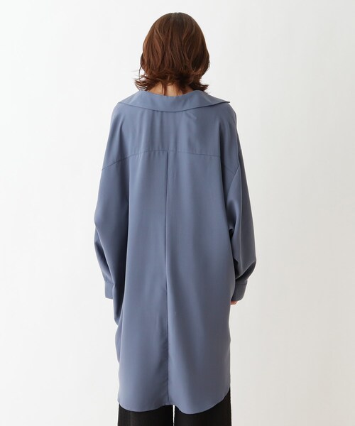 SHOO・LA・RUE（シューラルー）の「◆前後差ゆるスキッパーシャツ（シャツ/ブラウス・レディース・ブルー/ブラウン系/チャコールグレー/ベージュ・00）」の7枚目の写真