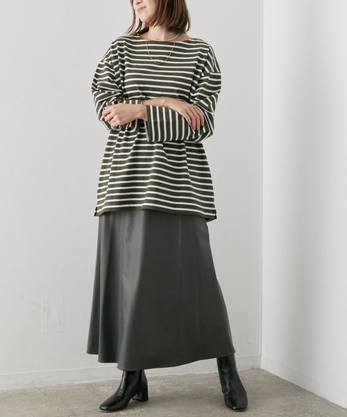 SALON adam et rope'（サロン アダム エ ロペ）の「<春まで使える>【WEB限定】オーバーシルエットボーダーTee（Tシャツ/カットソー・レディース・ベージュ/カーキ/ブラック系その他・FREE）」の19枚目の写真