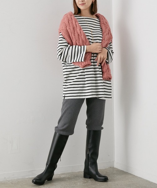 SALON adam et rope'（サロン アダム エ ロペ）の「<春まで使える>【WEB限定】オーバーシルエットボーダーTee（Tシャツ/カットソー・レディース・ベージュ/カーキ/ブラック系その他・FREE）」の10枚目の写真