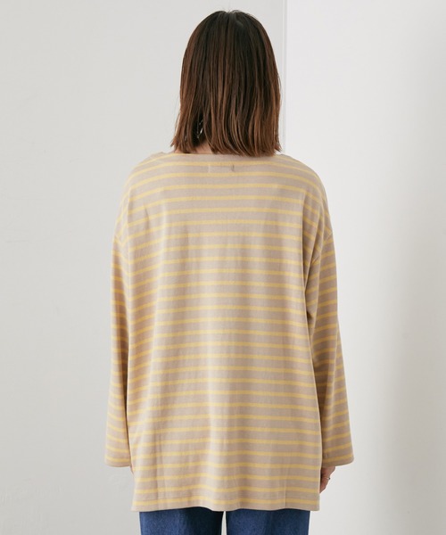 SALON adam et rope'（サロン アダム エ ロペ）の「<春まで使える>【WEB限定】オーバーシルエットボーダーTee（Tシャツ/カットソー・レディース・ベージュ/カーキ/ブラック系その他・FREE）」の8枚目の写真