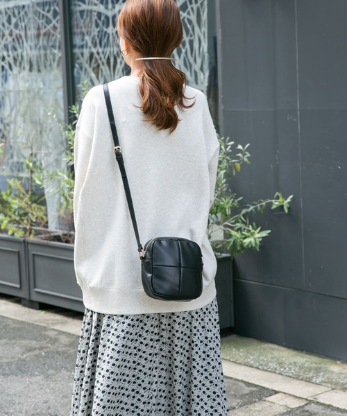 RODE SKO（ロデスコ）の「キルティングショルダーバッグ（ショルダーバッグ・レディース・ブラック/キャメル・ONE）」の6枚目の写真