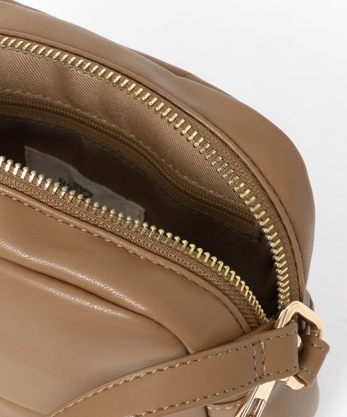 RODE SKO（ロデスコ）の「キルティングショルダーバッグ（ショルダーバッグ・レディース・ブラック/キャメル・ONE）」の20枚目の写真