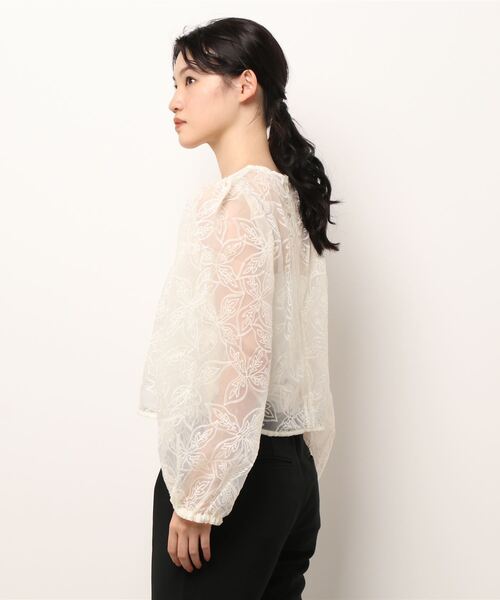 MOUSSY（マウジー）の「ORGANDIE EMBROIDERY トップス（シャツ/ブラウス・レディース・ブラック/アイボリー・FREE）」の12枚目の写真