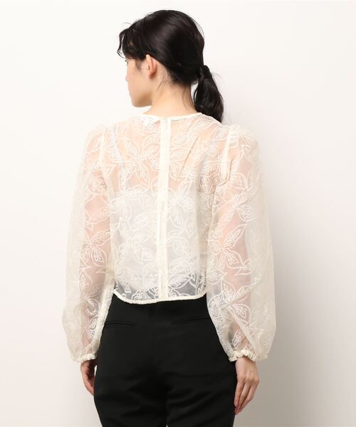 MOUSSY（マウジー）の「ORGANDIE EMBROIDERY トップス（シャツ/ブラウス・レディース・ブラック/アイボリー・FREE）」の5枚目の写真