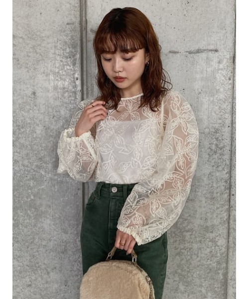 MOUSSY（マウジー）の「ORGANDIE EMBROIDERY トップス（シャツ/ブラウス・レディース・ブラック/アイボリー・FREE）」の22枚目の写真