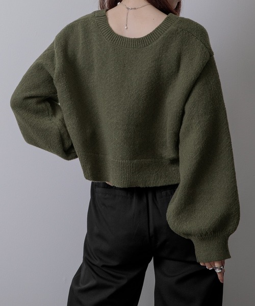 maison celon 同型　silkete v sweat 同型　ショート丈 HeRIN.CYE | Shoulder slit box tops (Tシャツ・カットソー(半袖