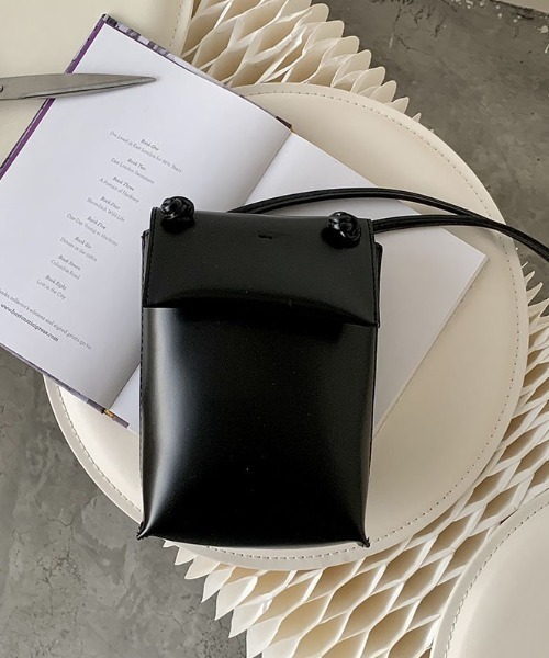 H.Warren（エイチウォーレン）の「ポシェットミニショルダー（ショルダーバッグ・レディース・ブラウン/ブラック/アイボリー・FREE）」の3枚目の写真