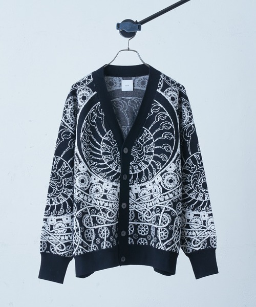 Lui's（ルイス）の「柄編みジャガードカーディガン（カーディガン/ボレロ・メンズ・ブラック/チャコールグレー・SMALL/MEDIUM）」の2枚目の写真