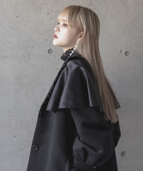 FickleBebe（フィクルベベ）の「サテンケープコート（その他アウター