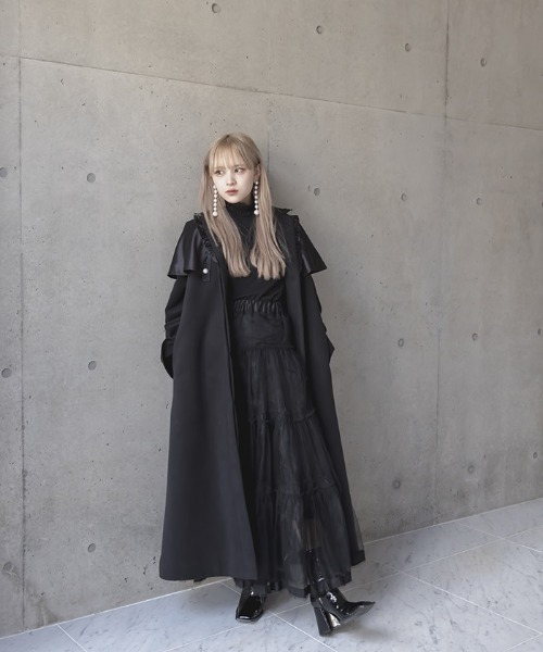 FickleBebe（フィクルベベ）の「サテンケープコート（その他アウター