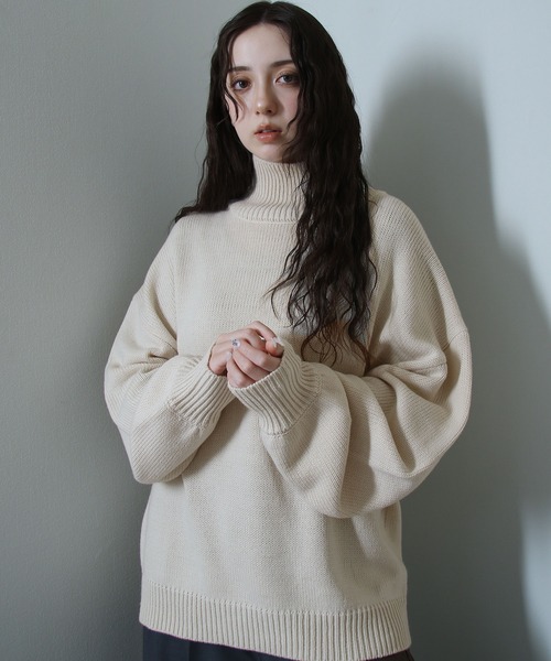 イージーケアファブリックボリュームスリーブカラーハイネックニット/ベーシック（ニット/セーター）｜Nilway（ニルウェイ）