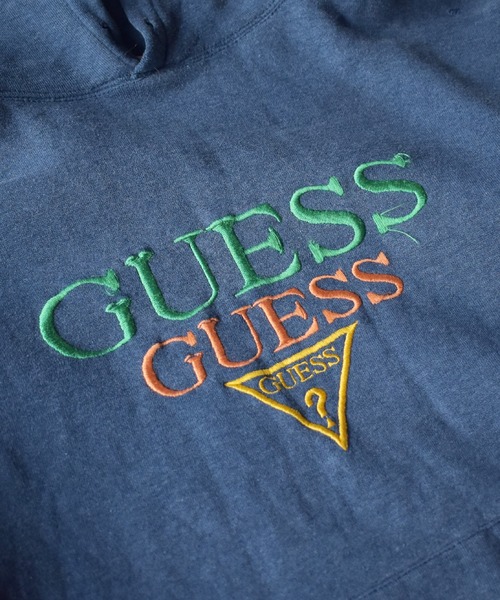 Guess（ゲス）の「【ヴィンテージ古着】90's GUESS/ゲス ロゴ プルオーバー パーカー（パーカー・メンズ・ネイビー・SMALL）」の2枚目の写真