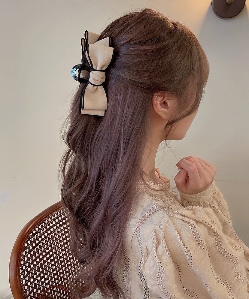 LAC-VERT（ラック・ヴェール）の「リボンラウンドヘアクリップ（バレッタ/ヘアクリップ・レディース・ホワイト/ブラック・FREE）」の2枚目の写真