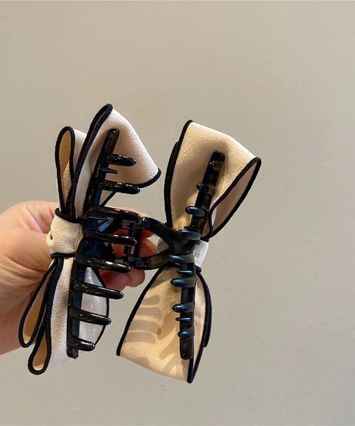 LAC-VERT（ラック・ヴェール）の「リボンラウンドヘアクリップ（バレッタ/ヘアクリップ・レディース・ホワイト/ブラック・FREE）」の11枚目の写真