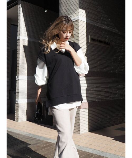 EVRIS（エヴリス）の「ショルダーギャザーチュニックシャツ（シャツ/ブラウス・レディース・ホワイト/ブラック/グリーン・FREE）」の13枚目の写真