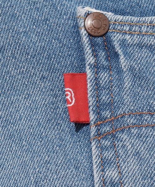 Levi's(リーバイス)の「Levi's/リーバイス RED 550 リラックスフィット SACRAMENTO RIVER BLUE(デニムパンツ・メンズ・インディゴブルー・W32 L32/W33 L32/38inch/W30 L32/W29 L32/W31 L32/W36 L32/W28 L32/W34 L32)」の18枚目の写真