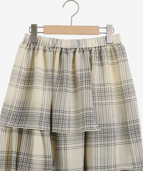 MAJESTIC LEGON（マジェスティックレゴン）の「アシメティアードスカート（スカート・レディース・ホワイト系その他2/ベージュ系その他2/ブラック系その他・MEDIUM）」の15枚目の写真