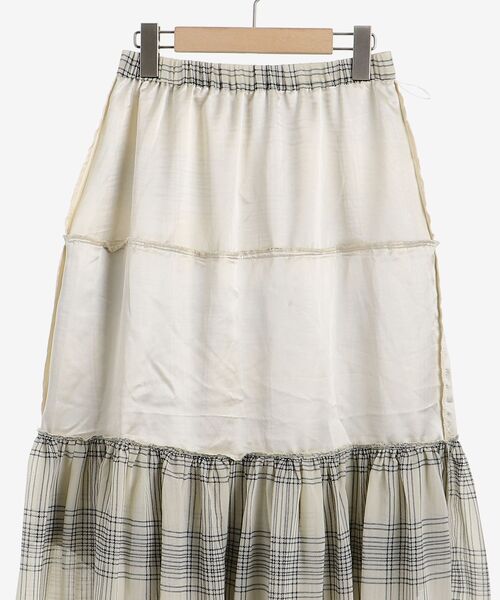 MAJESTIC LEGON（マジェスティックレゴン）の「アシメティアードスカート（スカート・レディース・ホワイト系その他2/ベージュ系その他2/ブラック系その他・MEDIUM）」の17枚目の写真