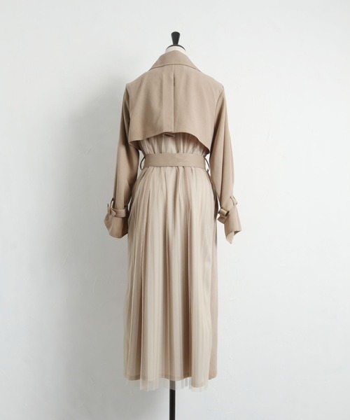 tocco closet(トッコ クローゼット)の「チュールプリーツ切り替えトレンチコート(トレンチコート・レディース・ベージュ/ベージュ系その他・M)」の22枚目の写真