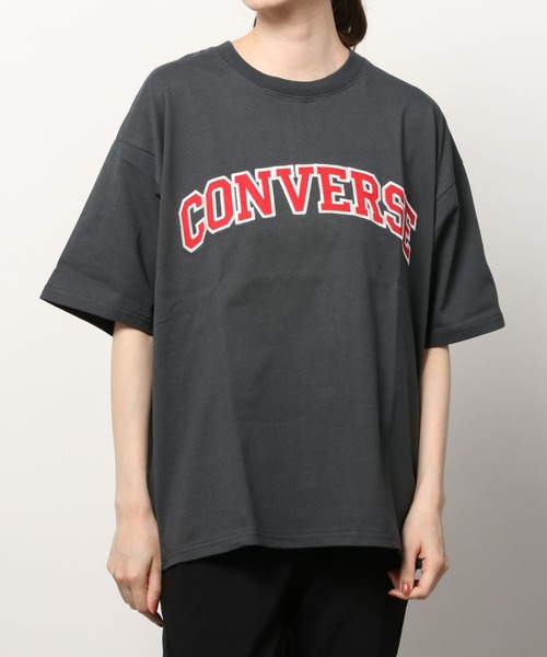CONVERSE(コンバース)の「CONVERSE/コンバース ビッグシルエット カレッジロゴ アップリケ刺繍 Tシャツ(Tシャツ/カットソー・メンズ・ホワイト/ネイビー/グリーン/スミクロ・LL/M/L)」の21枚目の写真