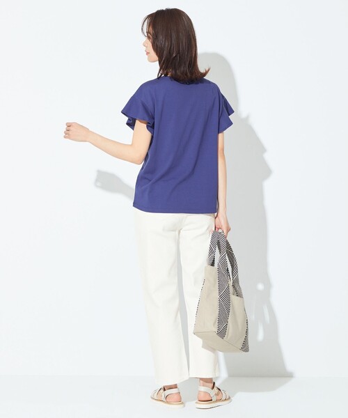 ANY（エニィ）の「【接触冷感・UVケア】フレアスリーブ Tブラウス（Tシャツ/カットソー・レディース・アイボリー系1/オールドローズ系/ブルー系/アイボリー系/ブラック系/ライトグレー系/グリーン系/ブラウン系・4）」の10枚目の写真