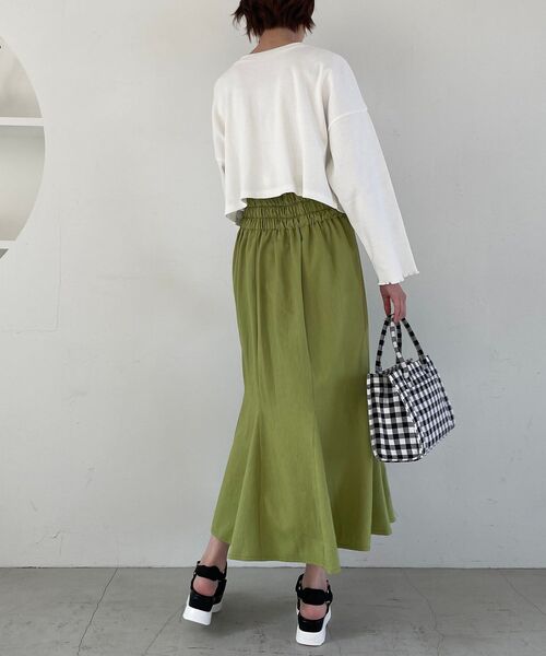 MAJESTIC LEGON(マジェスティックレゴン)の「ハイウエストマーメイドスカート(スカート・レディース・アイボリー/グリーン/ブルー/ブラック・MEDIUM)」の5枚目の写真