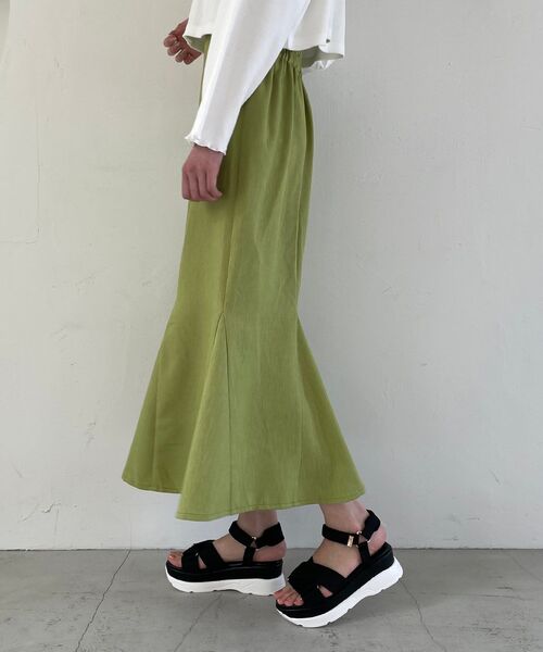 MAJESTIC LEGON(マジェスティックレゴン)の「ハイウエストマーメイドスカート(スカート・レディース・アイボリー/グリーン/ブルー/ブラック・MEDIUM)」の8枚目の写真