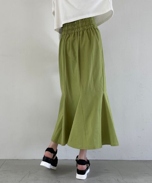 MAJESTIC LEGON(マジェスティックレゴン)の「ハイウエストマーメイドスカート(スカート・レディース・アイボリー/グリーン/ブルー/ブラック・MEDIUM)」の21枚目の写真