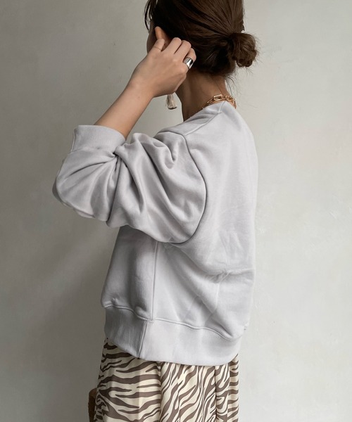 DouDou(ドゥドゥ)の「INSANE ロゴスウェット(Tシャツ/カットソー・レディース・ホワイト/グレイッシュベージュ・FREE)」の21枚目の写真