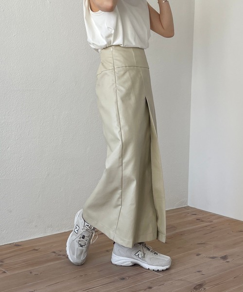 wee9s(ウィークス)の「fake leather wrap skirt / 1年中使えるバックゴムフェイクレザーラップスカート(スカート・レディース・オレンジ/ブルー/ベージュ/ブラック/ピンク・FREE)」の17枚目の写真