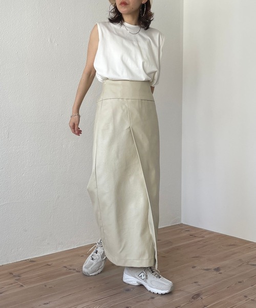 wee9s(ウィークス)の「fake leather wrap skirt / 1年中使えるバックゴムフェイクレザーラップスカート(スカート・レディース・オレンジ/ブルー/ベージュ/ブラック/ピンク・FREE)」の18枚目の写真