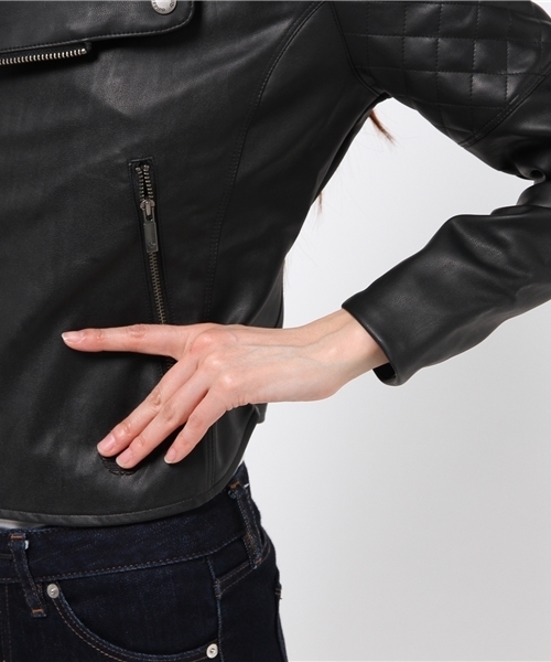 adidas Originals（アディダスオリジナルス）の「ウィメンズ アディダス バイカージャケット ライダース風 adidas BIKER JACKET M30478（ライダースジャケット・レディース・ブラック・SMALL/MEDIUM）」の7枚目の写真